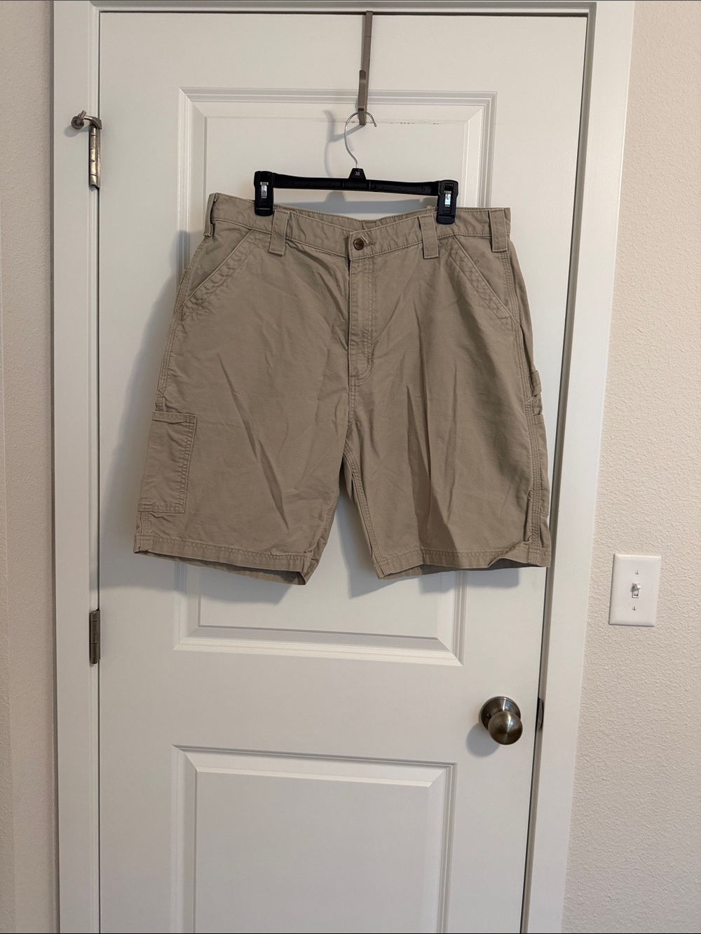 Carhartt Men's Cargo Shorts in Khaki/Tan